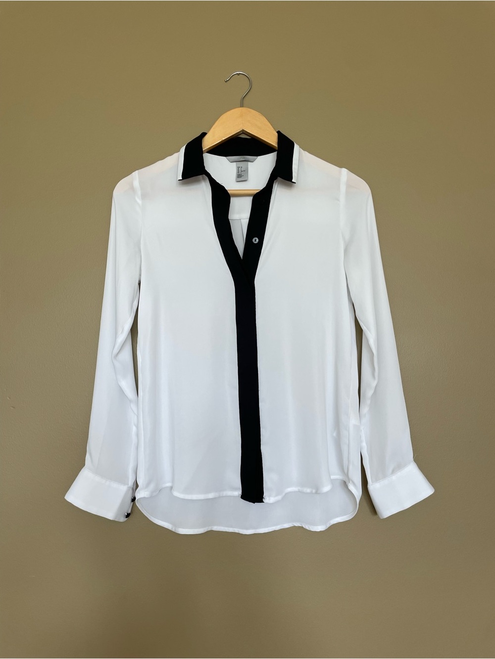 {H&M} White Blouse with Black Contrast Collar and Placket